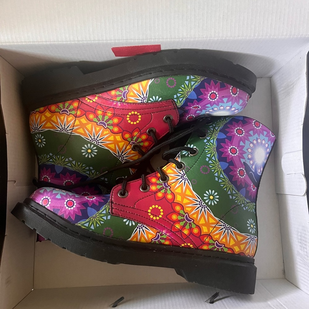 Flower boots